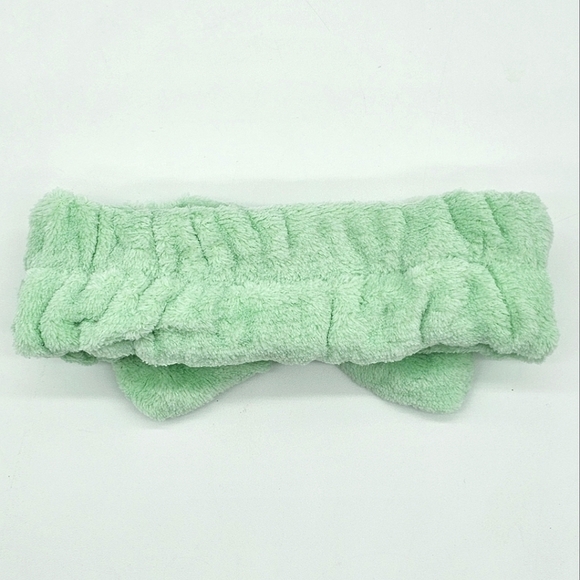 Beauty Bliss Gift Set Self Care Moisturize Rejuvenate Holiday Face Mask Winter - Picture 3 of 11